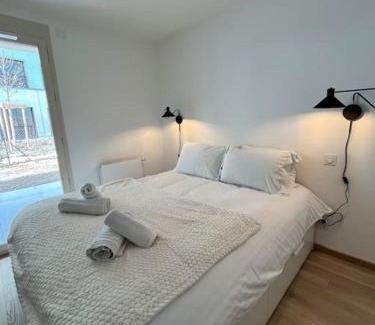 Annecy Apartment | Refuge En Ville - Appart Cosy avec Garage