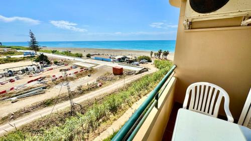 Benajarafe Apartment | Refugio con Piscina junto al Mar en Benajarafe