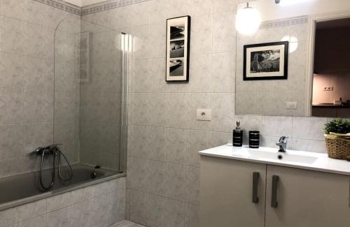 San Cristobal de La Laguna Apartment | Refugio de estilo y tranquilidad en La Laguna de MembrilloSuites