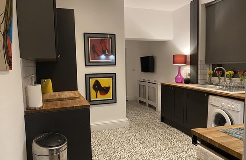 Eccles House | Refurbished 3 Bed House in Manchester