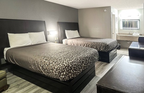 Guntersville Hotel | Regal Inn Guntersville By OYO Hwy 431