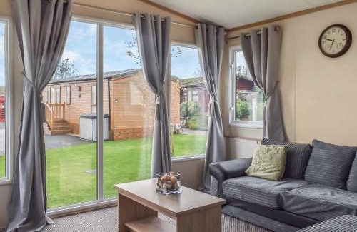 Cockermouth House | Regal Lodge