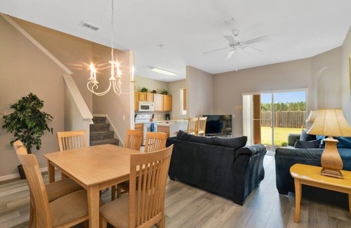 Regal Palms Condo | Regal Retreat