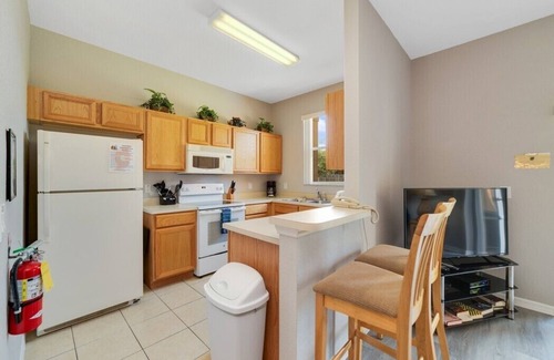 Regal Palms Condo | Regal Retreat