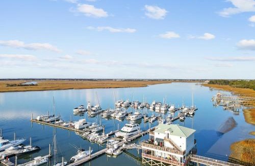 Folly Beach Bed & Breakfast | Regatta Inn - Adults Only