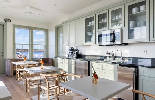 Folly Beach Bed & Breakfast | Regatta Inn Folly Beach