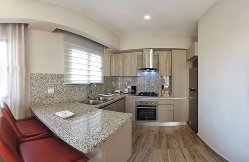 Downtown Santo Domingo Apartment | Regatta Living Hotel By Mint