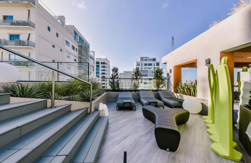 Downtown Santo Domingo Apartment | Regatta Living II With Breakfast Included - 305