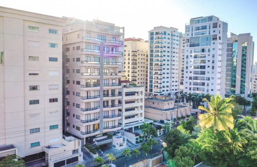 Downtown Santo Domingo Apartment | Regatta Living II With Breakfast Included - 502