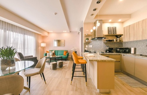 Downtown Santo Domingo Apartment | Regatta Living II With Breakfast Included - 603