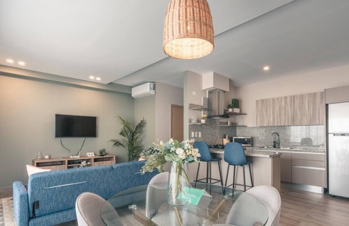 Downtown Santo Domingo Apartment | Regatta Living II With Breakfast Included - 705