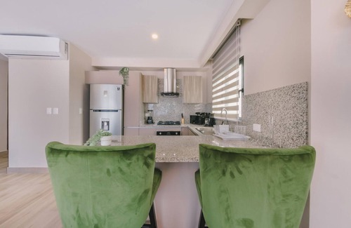 Downtown Santo Domingo Apartment | Regatta Living ll With Breakfast Included - 907