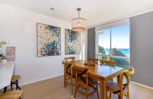 The Entrance North Apartment | Regency Court Absolute Beachfront