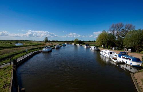 Neatishead House | Regency Guest House