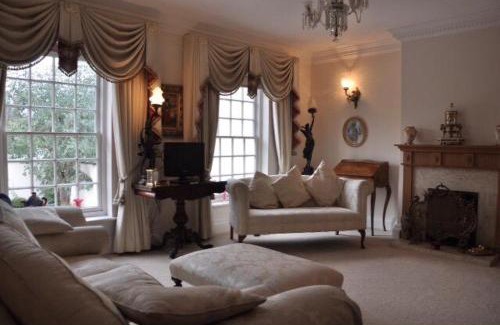 Putney House | Regency Town House