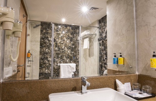 Zirakpur Hotel | Regenta Central Cassia Zirakpur Chandigarh
