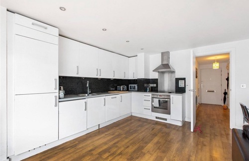 De Beauvoir Apartment | REGENTS CANAL