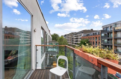 De Beauvoir Apartment | REGENTS CANAL