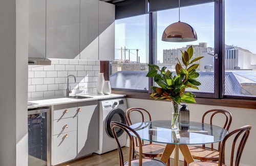 Kings Cross Apartment | Regents Court Sydney