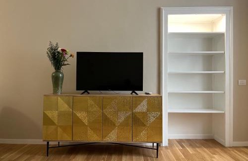 Porta Garibaldi Apartment | REGINA by The Blue Twins apartments Milano