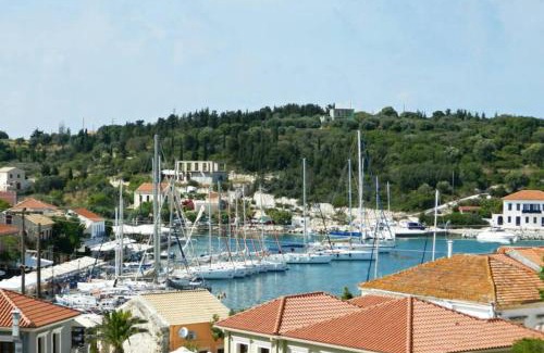 Fiskardo Apartment | Reginas Studios & Apartments- Fiscardo view apartment