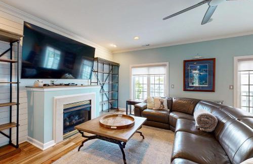 Rehoboth Beach House | Rehoboth Grand - 37601 Atlantic St