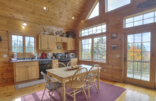 Rangeley House | Reid - Quiet, secluded cabin in the Rangeley Overlook