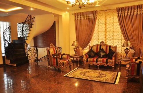 G-9 Sector Hotel | Reina Boutique Hotel - G9