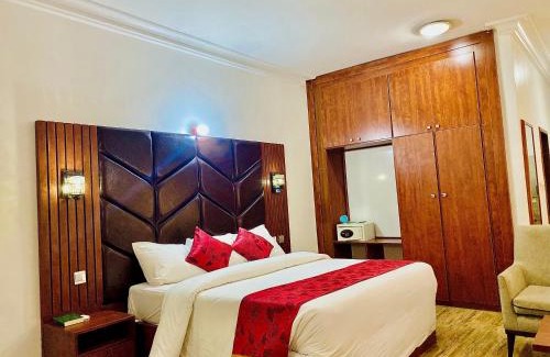 Abuja Hotel | Reiz Continental Hotel, Abuja