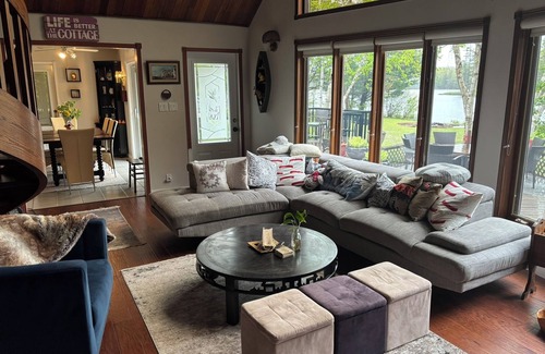 Bala Bed & Breakfast | Rekindle your life, Lake, Hot Tub, Nature, Fresh Air and Champagne.