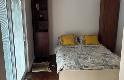 Bala Bed & Breakfast | Rekindle your life, Lake, Hot Tub, Nature, Fresh Air and Champagne.