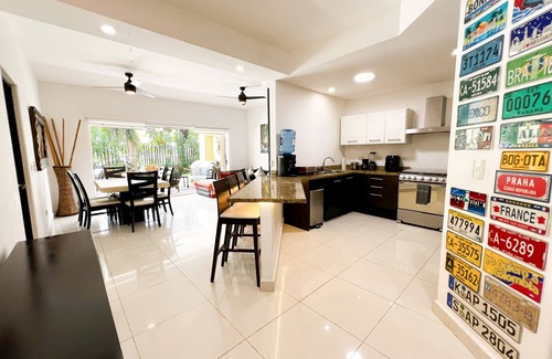 Puerto Aventuras Apartment | Relajate hermoso jardín y 2 piscinas