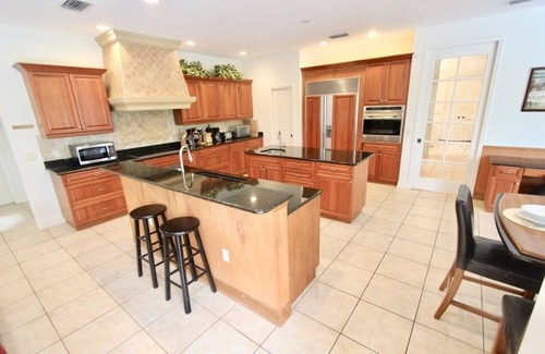 South Sarasota House | Relax and Play: Private Pool, Hot Tub, Tennis, Basketball on 1 acre in Sarasota.