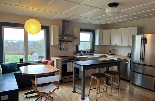 Waldoboro House | Relax and recharge at Cold Comfort Farm on the coast of Maine