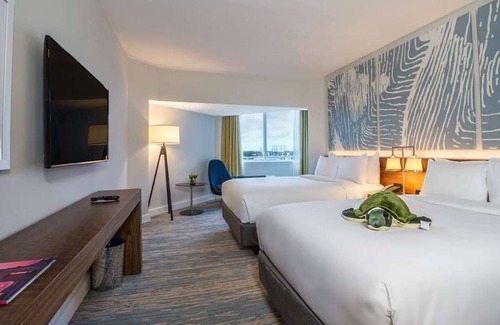 Central Beach Hotel | Relax and Unwind! 3 Relaxing Units, Two Heated Pools!
