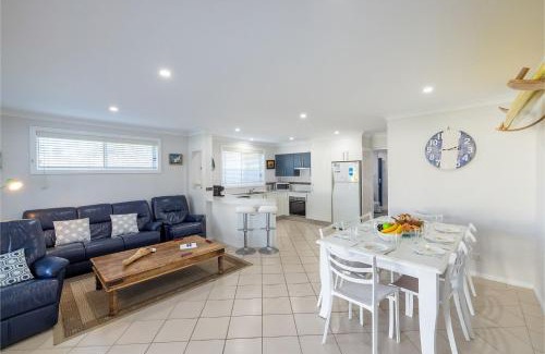 Anna Bay House | Relax at Pacific 1 private duplex with enclosed yard