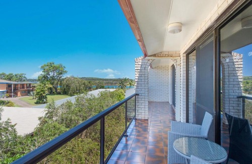 North Haven Apartment | Relax at Riverview