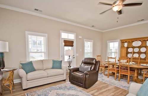 Core Creek House | Relax at Sweet Caroline in Beaufort, NC