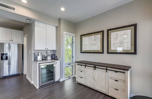 Ocean View House | Relax at the Beach over looking the Bay