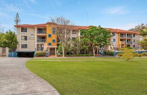 Burleigh Heads Apartment | Relax at Villa Grande