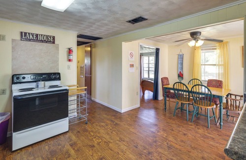 Lake Whitney Cottage | Relax By Lake, Hike From Your Door: Whitney Home