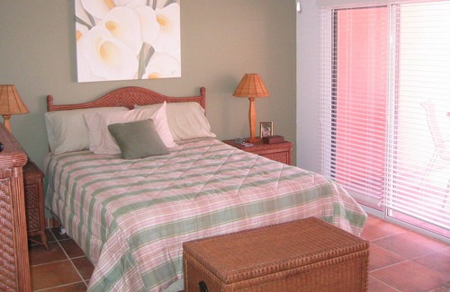 South Bimini House | Relax- Forget All of Your Troubles!