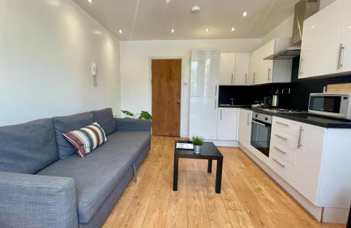 Cathays Apartment | Relax in a modern Cardiff home by the City Centre & Bute Park