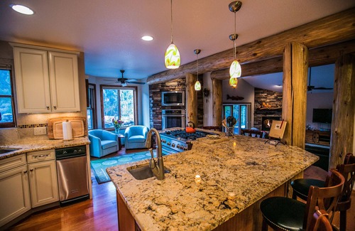 Woodland Park House | Relax in a one of a kind getaway!