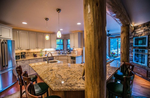 Woodland Park House | Relax in a one of a kind getaway!