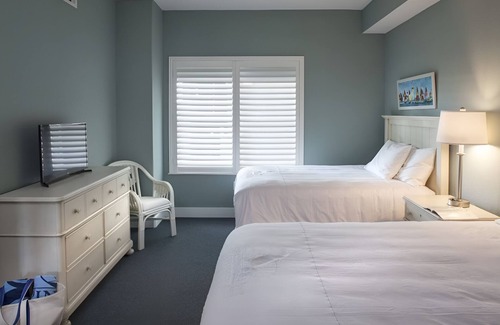Palmetto Dunes Hotel | Relax in a Serene Spot with Scenic Sunsets Over the Water | 2 Units