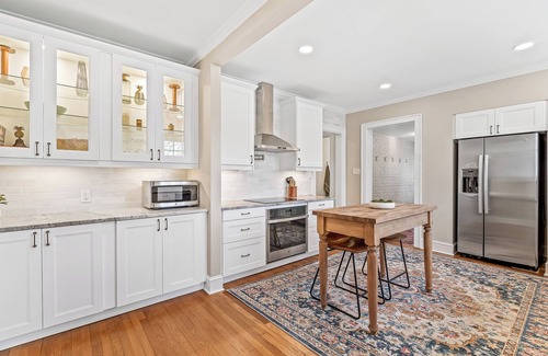 Burlington House | Relax in Historic Downtown Burlington | The Fogleman House | Minutes from Elon
