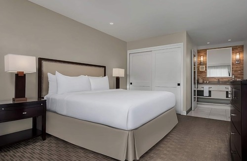 Napa Hotel | Relax in Napa Valley Spa & Golf Resort! Golf Course, Tennis, Swimming Pool!