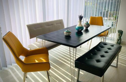 Holywell House | Relax in style at my stunning Holywell Beach home