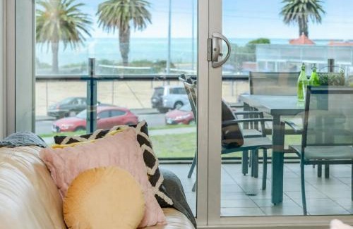Victor Harbor Apartment | Relax in Style Comfort